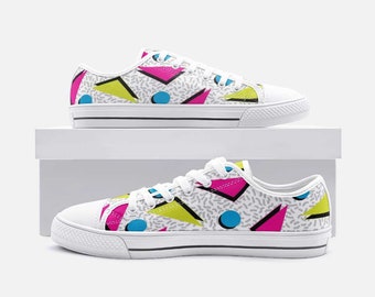 90s style tennis shoes