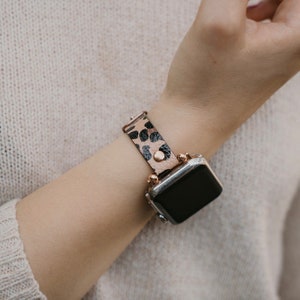 Leopard Pattern Apple Watch Band 38mm 40mm 42mm 44mm, Slim Leather Apple Watch for Women, iWatch Band, Gift for Sister