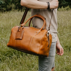 Leather Duffle Bag, Large Travel Bag, Mens Leather Weekend Bag, Personalized Outdoor Bag, Holdall Bag, Groomsmen Gift Bag Light Brown - Small