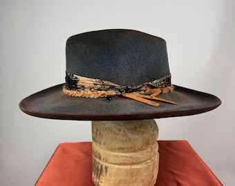 Frank Olive Black Felt Wool Hat - Neiman Marcus Designer  display picture 2