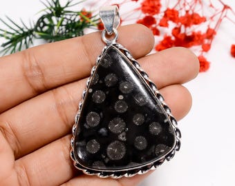 Schwarze Fossil Koralle Anhänger: 925 Sterling Silber, handgemachter Boho Schmuck