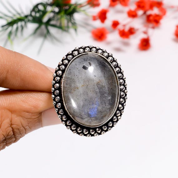 Oxidized Sterling Silver Labradorite Ring: Vintage Bohemian
