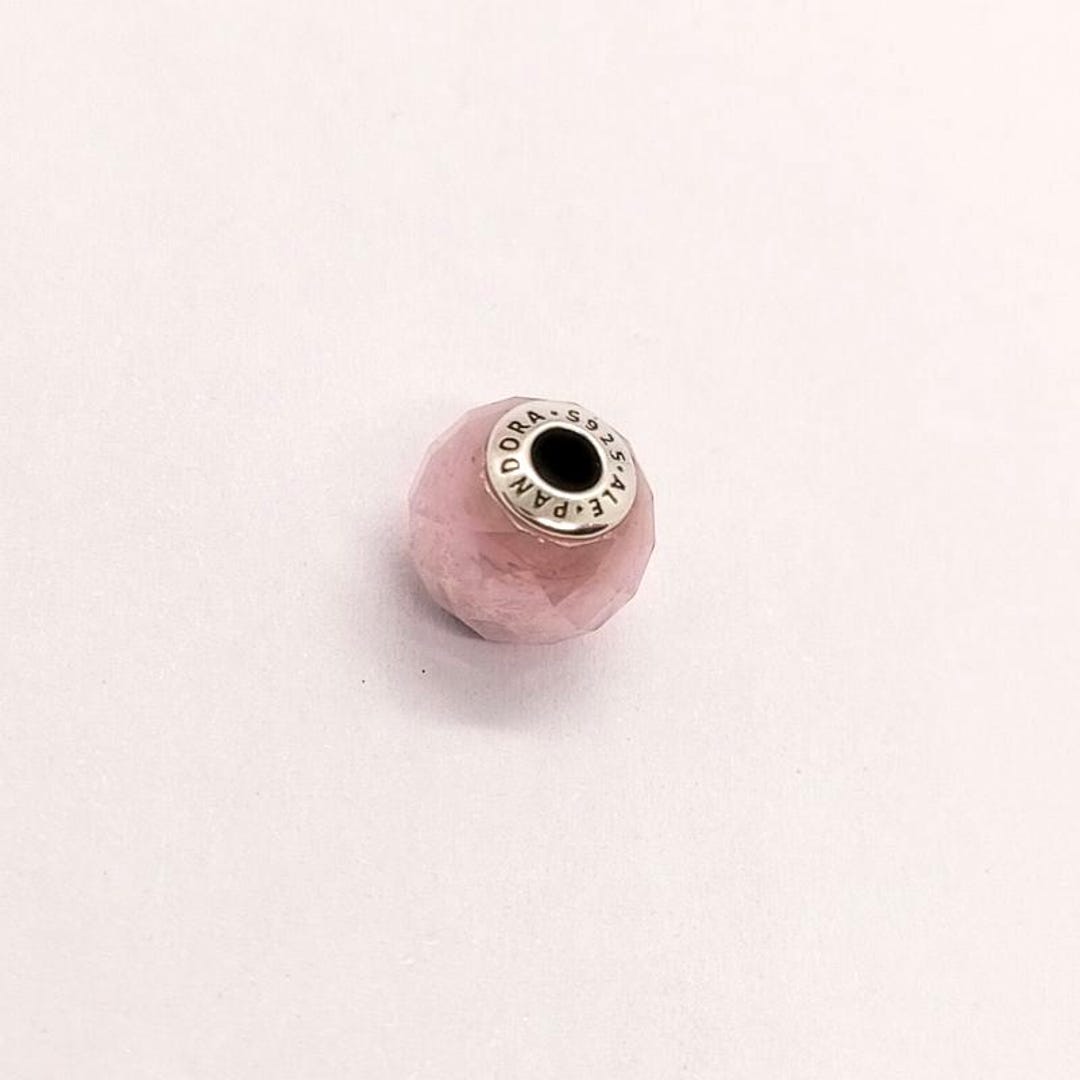 アクセサリー Pandora Essence Rose Charm Pandora Essence Happiness Charm - Danson Jewelers