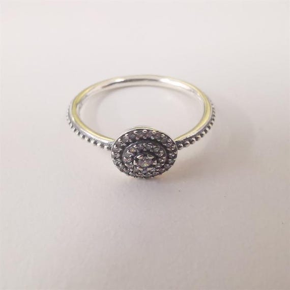 New Pandora Elegant Sparkle Ring