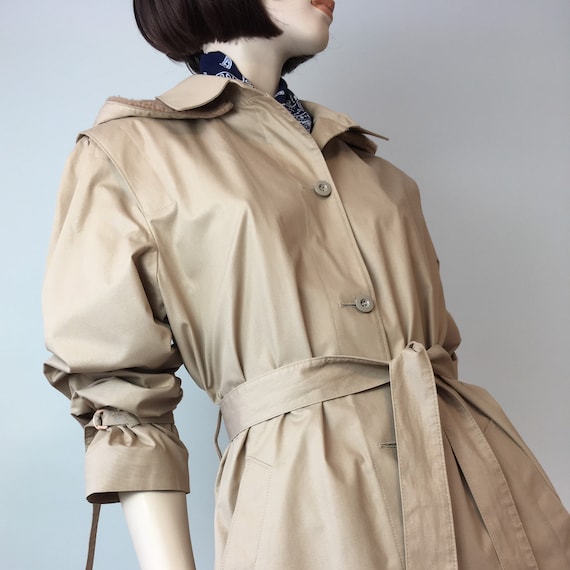 Vintage 80s London Fog trench coat with detachable
