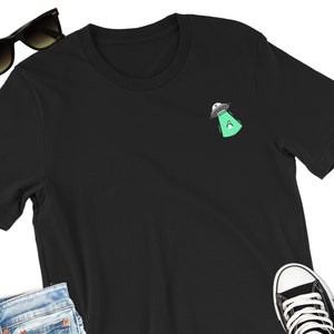 Alien Shirt, Cute Alien T-Shirt, Alien Ship shirt, Alien Ship Icon T-shirt, Alien Tees, Alien Top, Alie Lover Clothing, Unisex Shirt T-Shirt