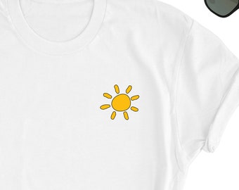 Sun Shirt, Sun Lover T-Shirt, Cute Sun Icon Tee Shirt, Beach Summer Gift Shirt, Sun Tee Shirt, Gift for Summer Lover, Sunshine UNISEX Shirt