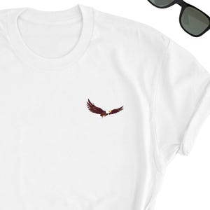 Eagle Graphic Tee, Patriotic Bird Shirt, American Bald Eagle Lover Gift, Wildlife Fan Top, Nature Cute T-Shirt, USA Pride Apparel UNISEX