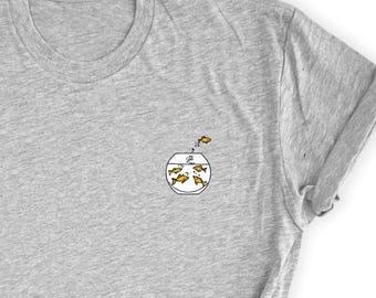Camiseta com estampa de peixinho dourado, camiseta para aquário de peixinhos dourados, camiseta fofa de peixe, camiseta para amigo de peixe, camiseta de peixe, presente para amigo amante de peixes, camiseta unissex com estampa de peixinho dourado