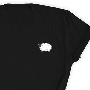 Sheep T-Shirt, Cute Animal Graphic Tee, Minimalist Sheep Design Shirt, Unisex Jersey Top, Sheep Lover Gift, Cute Simple Sheep T-Shirt