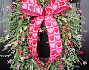 Couronne de coeur avec noeud, couronne de printemps, décoration de porte d'entrée