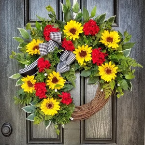 RAZ Imports Limoncello 22 Sunflower Wreath RAZ Imports Limoncello 22 Sunflower Wreath