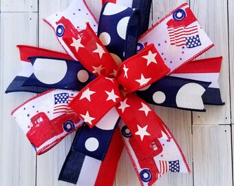 Patriotic Wreath Bow: Red, White & Blue 4th of July Decor
