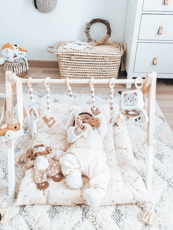 Portique d'éveil bébé bois et crochet blanc (sur commande) - L'Atelier Carré