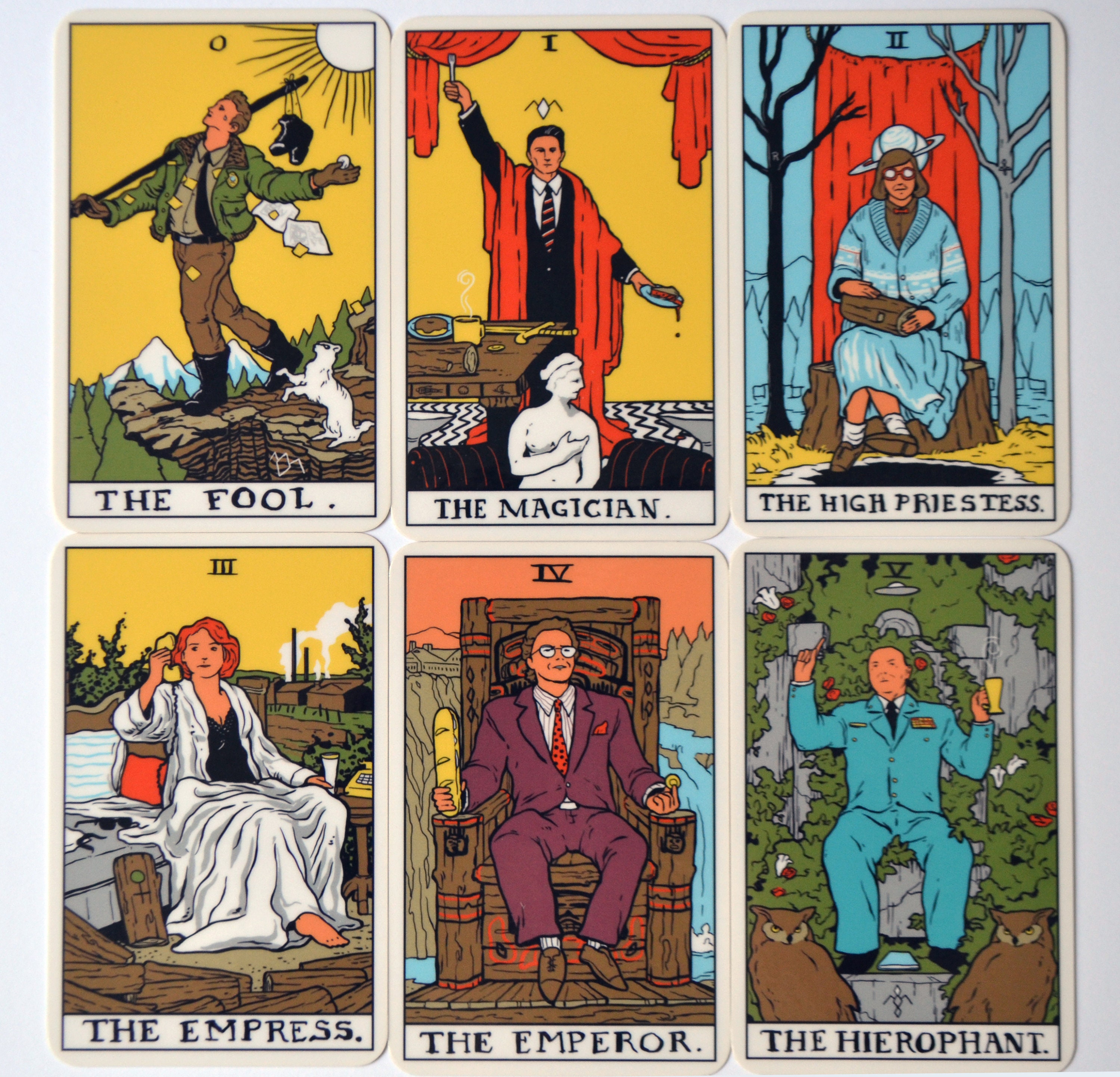 Колода таро райдера уэйта смит. 22 января таро. 22 января таро. Симоненко книга марсельское. Карты таро райдера уэйта.