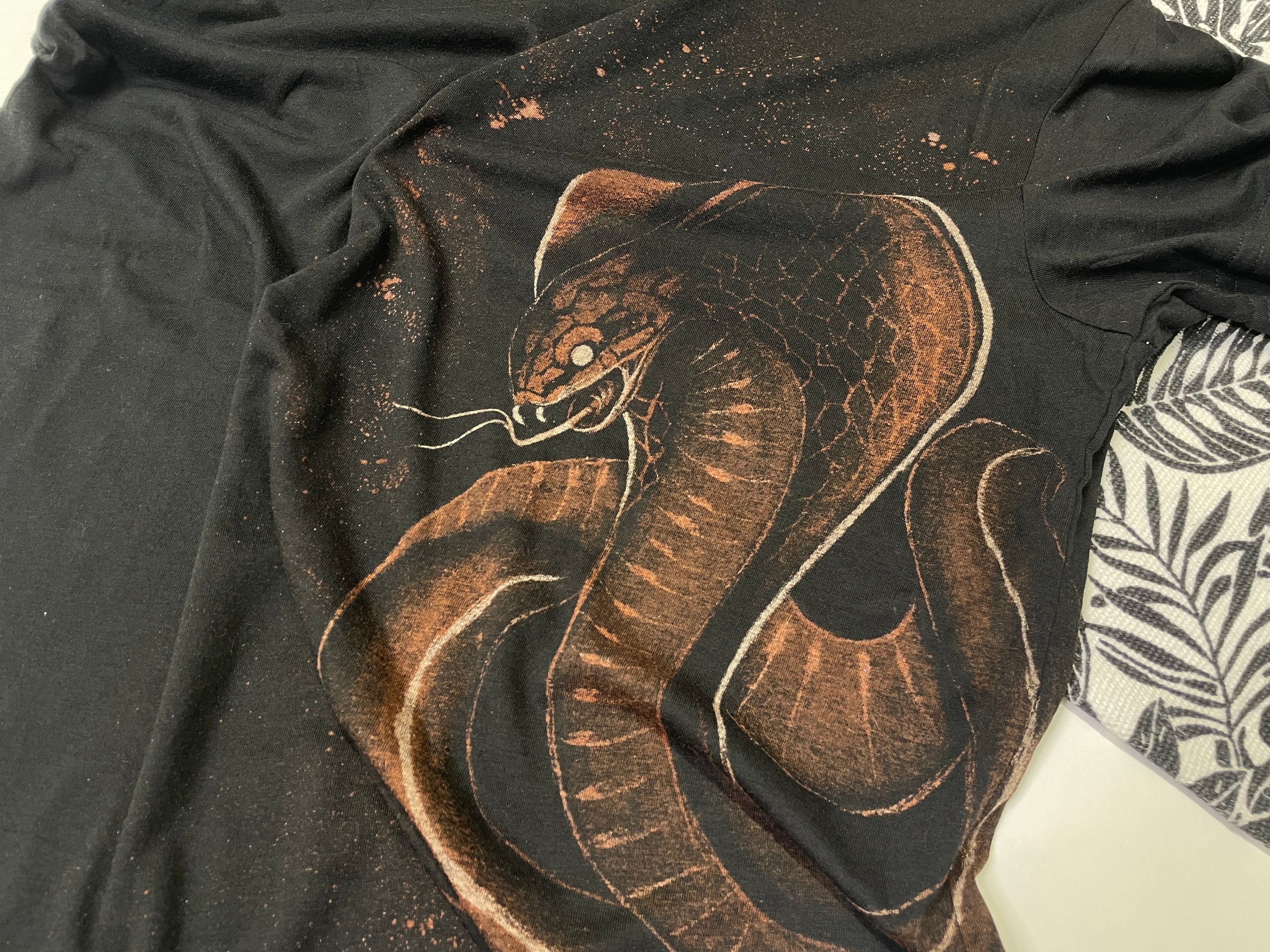 Bleached Snake Shirt Unisex , Bleach Drawing Shirt, Snake Bleach Tee ...