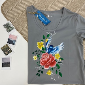 Gray T-shirt for women, Unique artistic top, Original hand painted clothes, Original gift for mom, Handmade top, Active wear tee