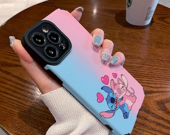 Funda para iPhone con tema de parque temático, funda para iPhone 16 Pro Max de Disney Stitch y Angel, funda para iPhone 15+ de Lilo y Stitch, funda para iPhone 14 y más, cebbg