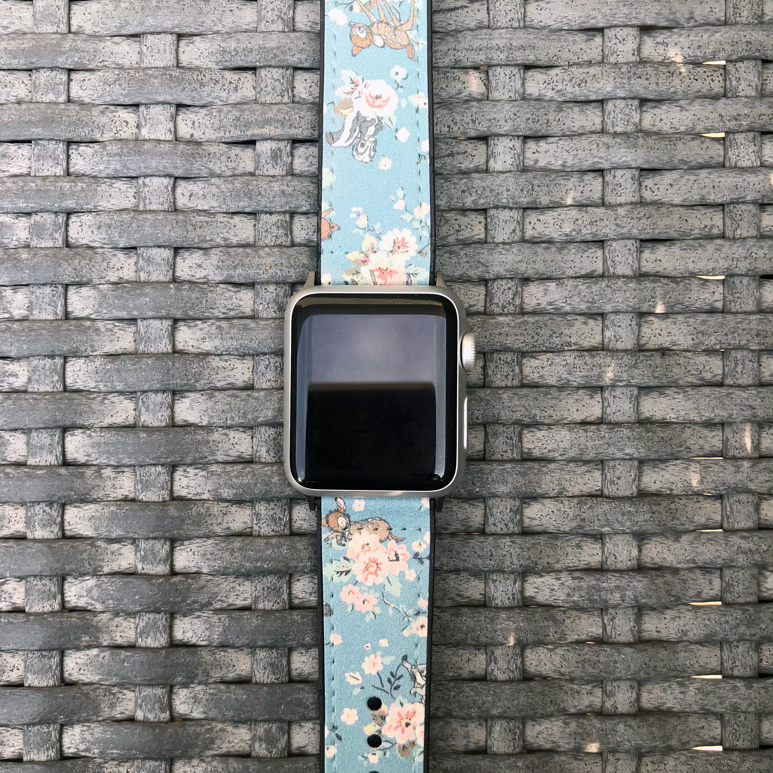 Theme Park Deer Bambi Etsy Series Vacation Cruise Kong Apple Watch 40 - Band 38 Apple 45 Disney 42 Mm 44 Hong and , 131 Silicon Watch Strap Mm, for All 49 41