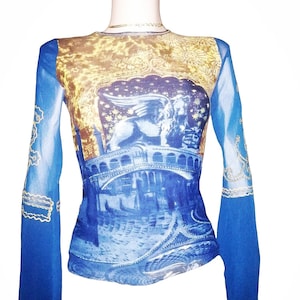 Magnificent Save The Queen top in mesh tattoo transparent sleeves vintage print Size S