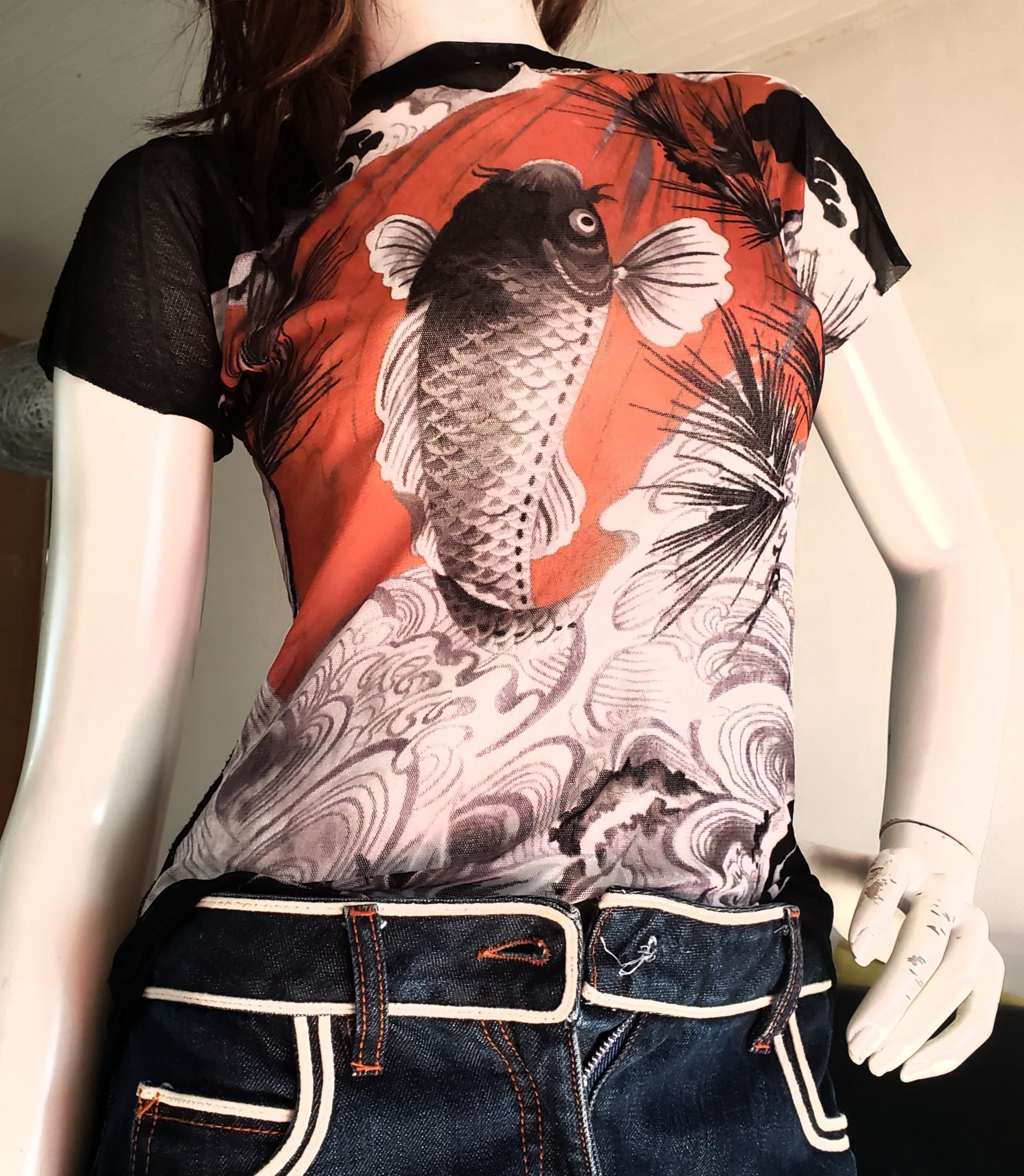 【Jean Paul Gaultier】プリントジャージTシャツ Jean Paul Gaultier T-shirt in Tattoo Mesh With Koi Carp