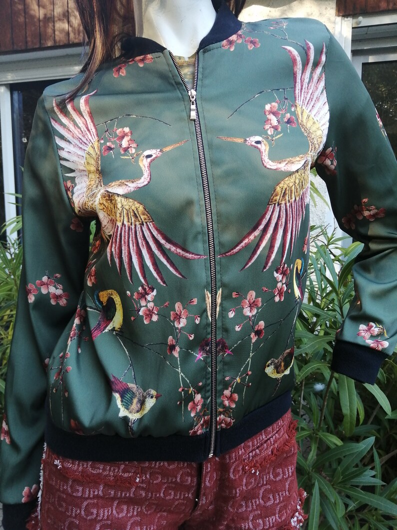 Vintage light bomber jacket printed floral stork size M