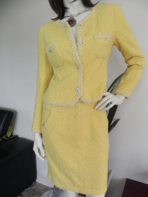 chanel yellow dress