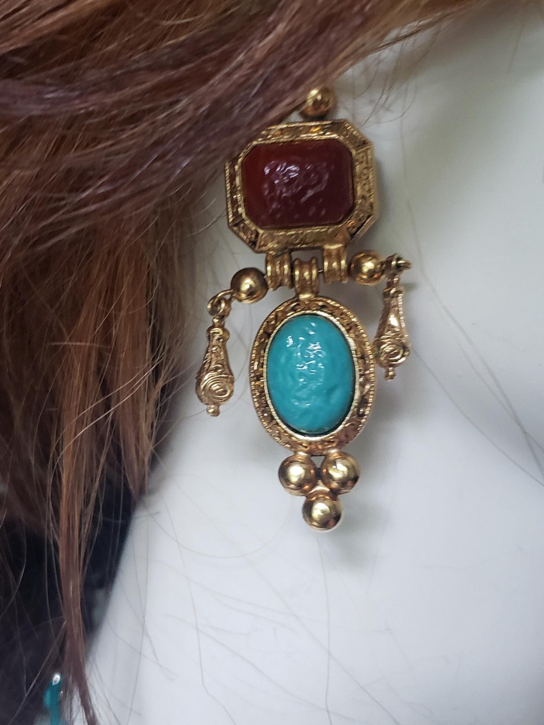 Broche Style Art Nouveau Vintage En Métal Dorée Et Pierre Reminiscence Par Zoe Coste