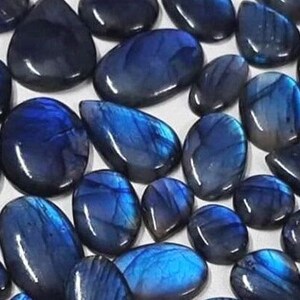 Labradorite 100% natural azul chamativo lote pedra preciosa por atacado para jóias, forma misturada pedras altas chamativas estoque limitado preços muito razoáveis.