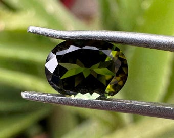 natürlicher Turmalinschliff facettierter Stein, 1.15 Ct, 8x6x4 MM. loser Edelstein Turmalin Turmalin Edelstein Turmalin Schmuck machen Stein.