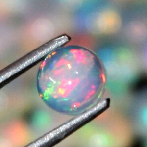 Opale etiope rotondo, 6x6 MM. AAA + ++ Opale multi fuoco All'ingrosso calibrato opale lotto multi appariscente pietra preziosa opalina, per fare gioielli e anelli.