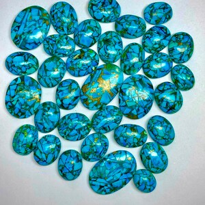 Cabochão oval turquesa polido pedra preciosa solta azul cobre turquesa lote regalite tingido, joias polidas à mão fazendo pedras preciosas. 20 a 25mm.
