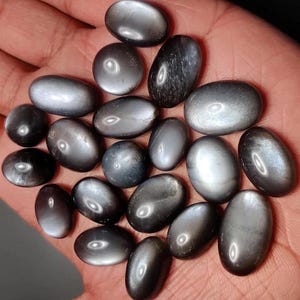 Silber Obsidian Top-Qualität Seltener Silber Obsidian Großhandelspreis Lot Mix Form Alle Größe Lot Cabochon Edelstein Lot für Schmuck machen Gebrauch machen.