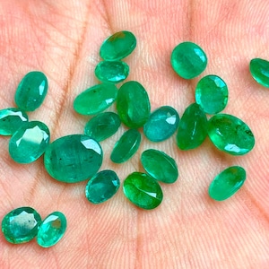 Emerald Faceted Cut Stone Lot Gemstone Emerald Faceted Cut Stone For Making Ring and Jewelry Use. Oval Calibrated Lot Emerald Gemstone.