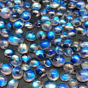 Moonstone Blue electric Flashy Fire Top Quality Smooth Calibrated White Rainbow Cab Natural Rainbow Mix Lot.