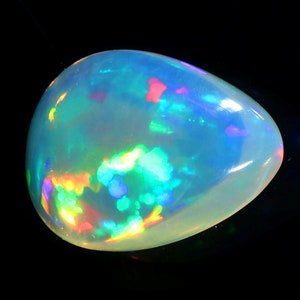OPAL grande formato, 18x12x7 MM. 8.70 Crt. Arcobaleno etiope Multi Fuoco Opale Cabochon Cabochon Naturale Fuoco Opale Gemma Per Anello Gioielli Pietra