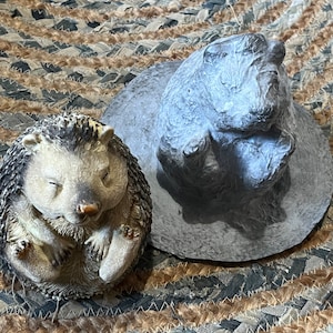 Hedgehog Latex Mould to create this Cute Happy Hedgehog Ornament, Rubber Mold for plaster or concrete