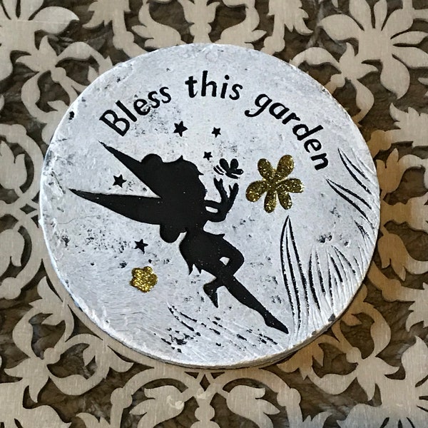 SPECIAL OFFER Latex Mould to create this Round Fairy Garden Hanging Plaque, Stepping Stone Mold for Concrete or Plaster