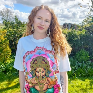 White Hindu T-shirt | God + Goddess T-shirt | Durga Shiva Ganesha Lakshmi | L XL |