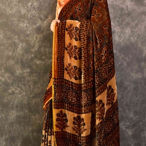 Mohini Ajrakh Silk Velvet Saree image 3