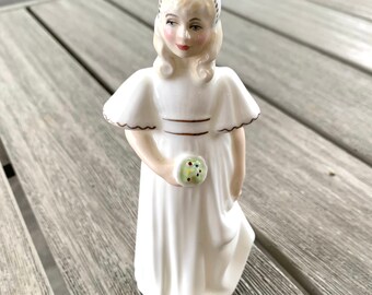 Royal Doulton figurine “Bridesmaid” HN2874, white dress with gold, wedding series, 1969, gift for little girl, flower girl