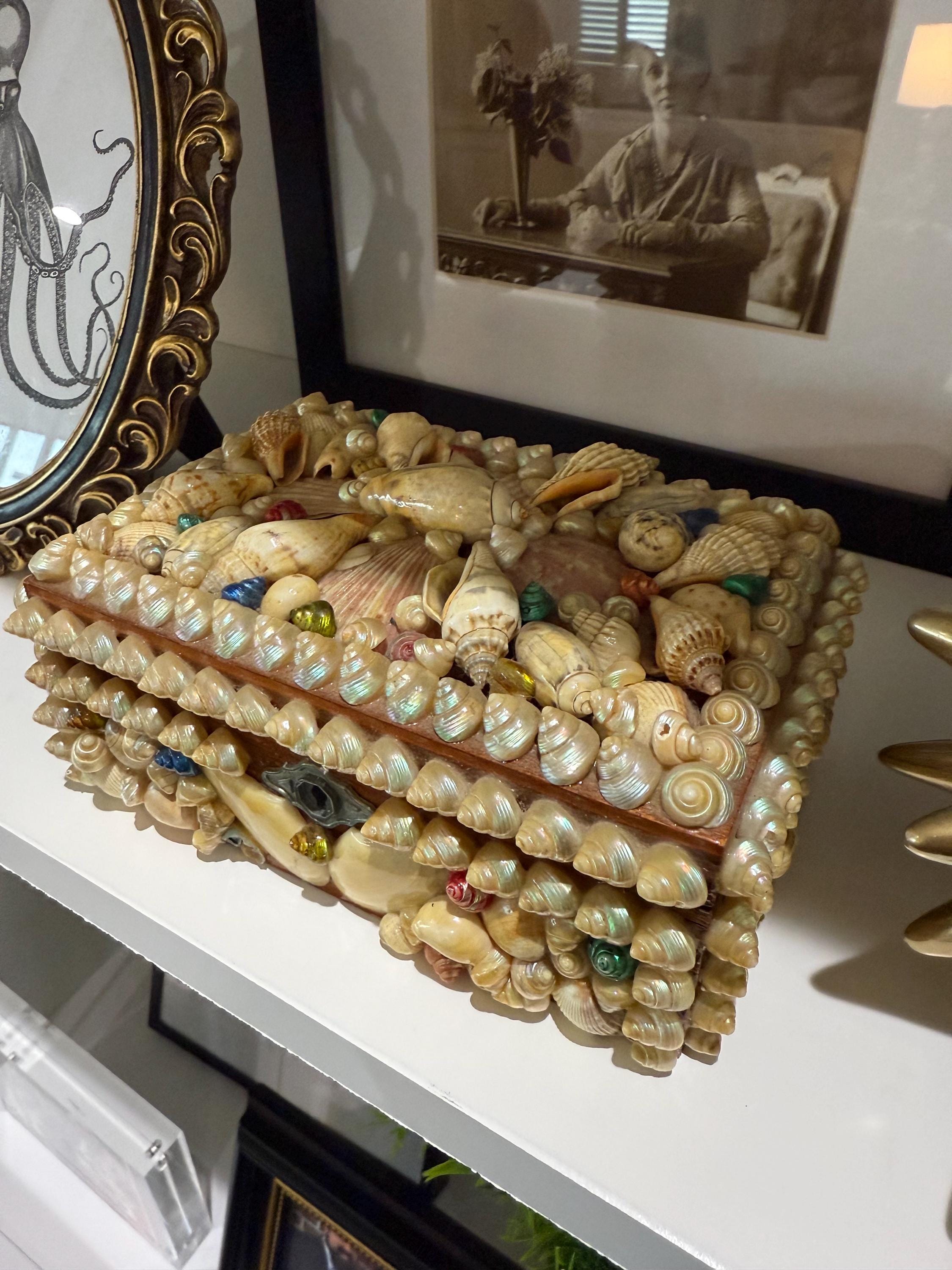 Jewelry Box, Antique Vintage Shell Jewelry Box, Sailors Valentine box, Lidded box, gift for loved one, Victorian