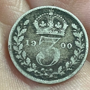 Silver 3 pence coin - read description