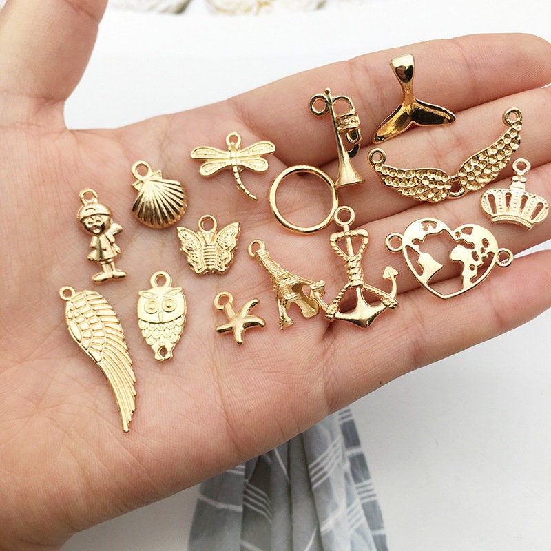 Random 50pcs Jewelry Making Charms Assorted KC Golden Enamel Plated Charms  Pendant For DIY Necklace Bracelet Earrings Jewelry Making Finding