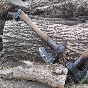 Hache à barbe avec crochet (Le prix est pour 1 pièce)