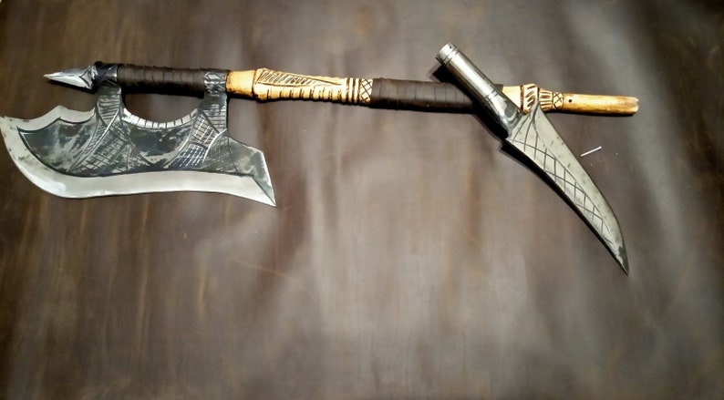 Lochaber axe with knife image 4