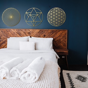 Gold Sacred Geometry Metal Art: Yoga Studio Wall Decor Set - Etsy