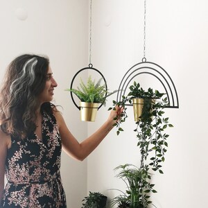 Rainbow Metal Hanging Planter, Minimal Plant Hanger, Mid-Century Metal Planter, Unique Plant Holder Set image 4