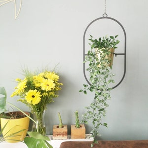 Rainbow Metal Hanging Planter, Minimal Plant Hanger, Mid-Century Metal Planter, Unique Plant Holder Set image 3