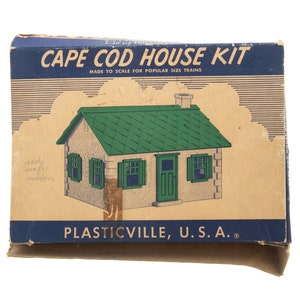 Plasticville, USA Cape Cod House Kit, Blue